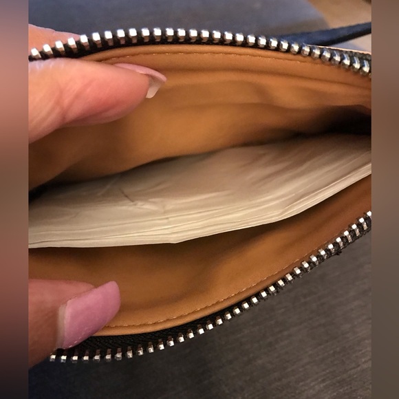 Belt Bag - Picture 7 of 8